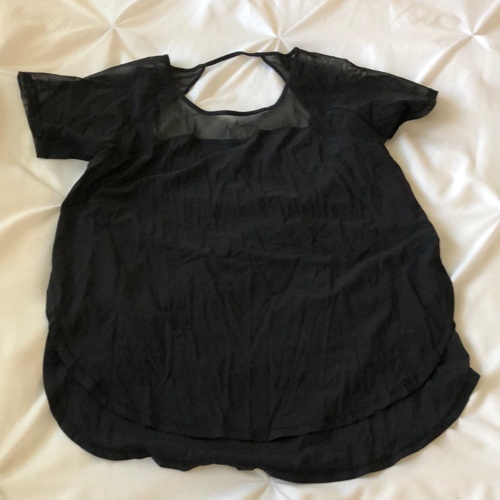Lululemon top